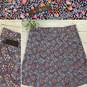 Bandi Brand Colorful Floral A-Line Women's Skirt, deep pockets, stretch fabric M